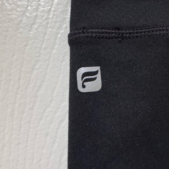 Fabletics Classic Black Women's Leggings. - Picture 3 of 11